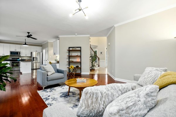 How to Navigate Economic Challenges for a Successful Year